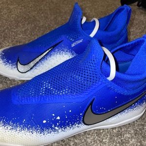 Nike Phantom Turf Shoes